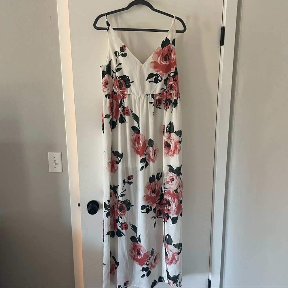 White floral maxi dress, size Medium